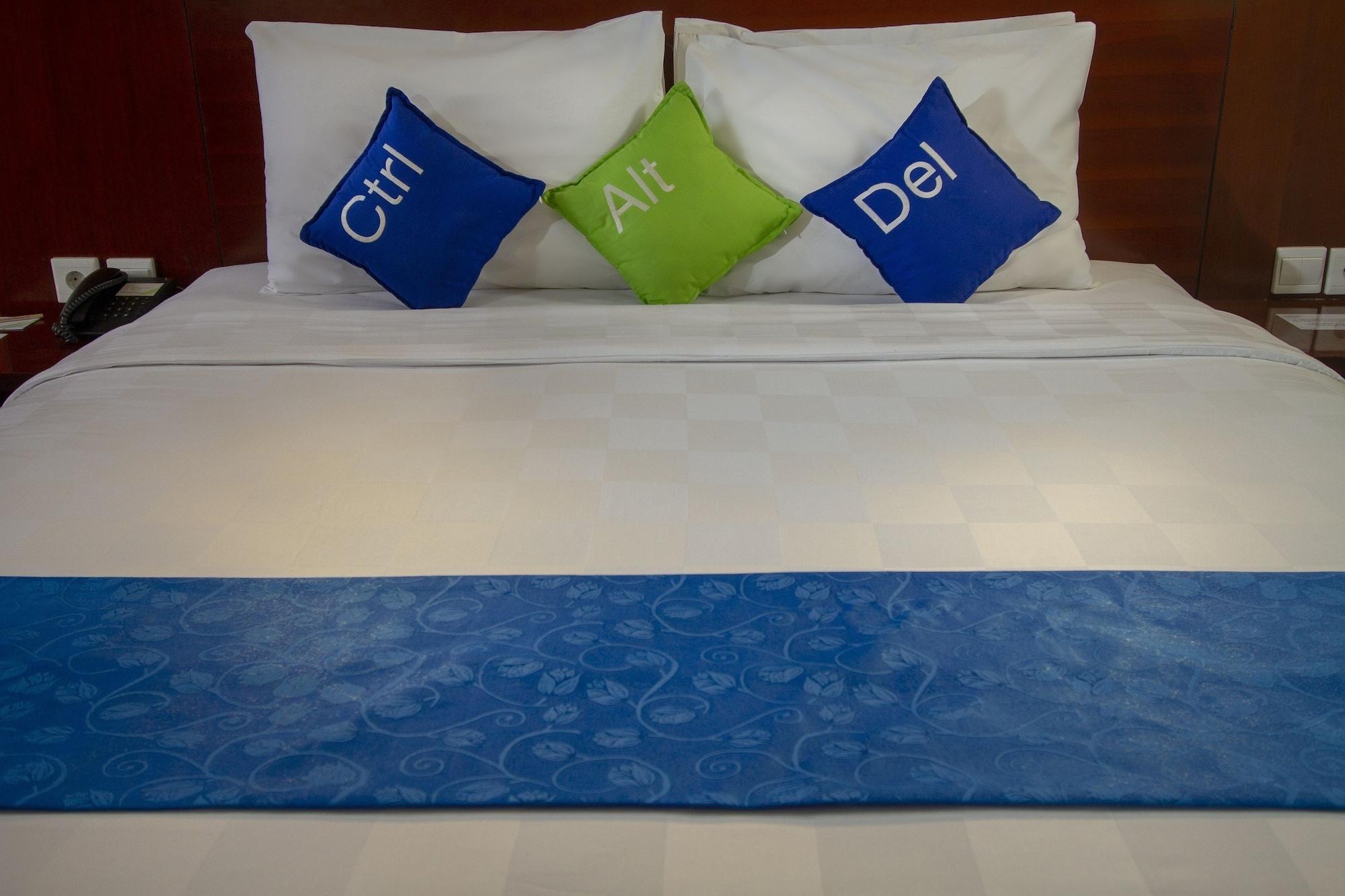 PrimeBiz Hotel Kuta Kuta Lombok Esterno foto
